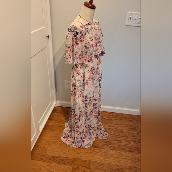 Show Me Your Mumu Size Medium Hacienda/Off Shoulder Maxi Dress Floral - Picture 3 of 8